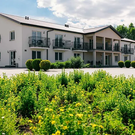 Goscinne Lawendowy Dwor בית אירוח מיקוז'בו