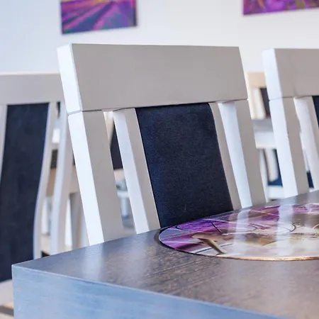 Goscinne Lawendowy Dwor בית אירוח מיקוז'בו