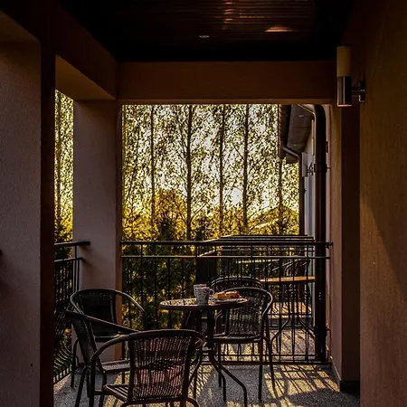 Goscinne Lawendowy Dwor בית אירוח