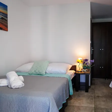 בית אירוח Goscinne Lawendowy Dwor