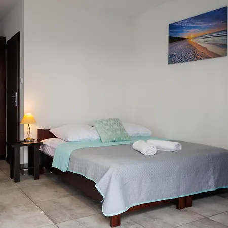 Goscinne Lawendowy Dwor בית אירוח מיקוז'בו