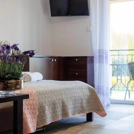 Goscinne Lawendowy Dwor בית אירוח מיקוז'בו